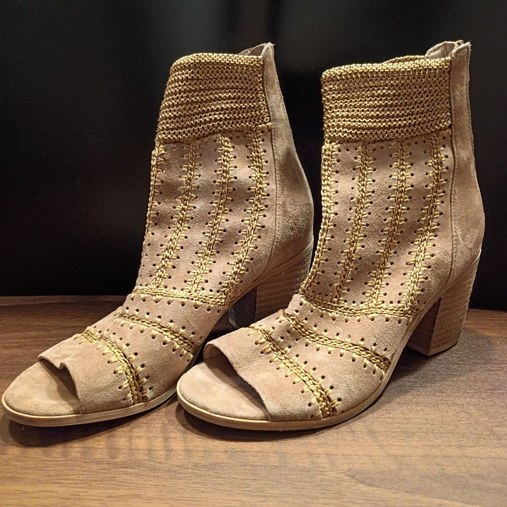 Silent D bootie tan side 7.5